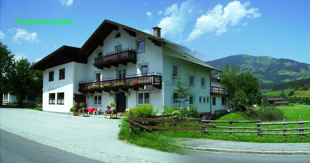 Ferienhaus Dankl ホラースバッハ・イム・ピンツガウ エクステリア 写真